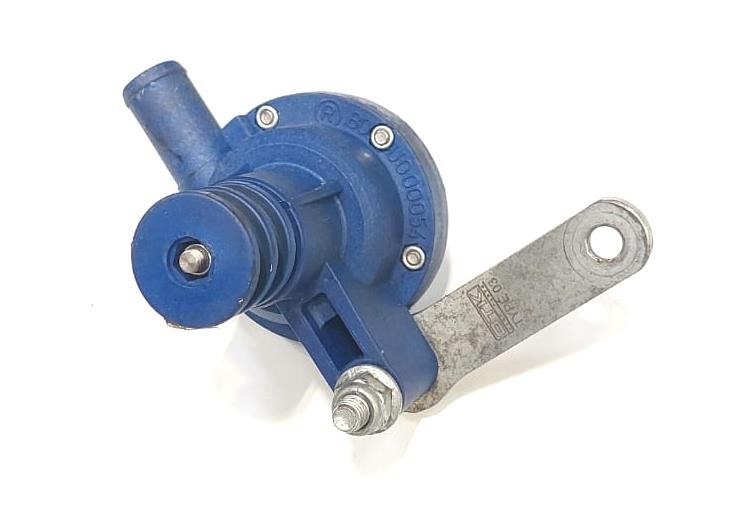 Universal Water Pump Blue W/Support Bar